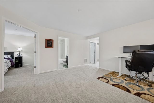 12648 Brighton Drive, Lemont, IL 60439