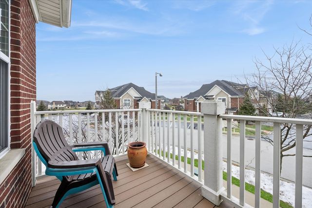 12648 Brighton Drive, Lemont, IL 60439