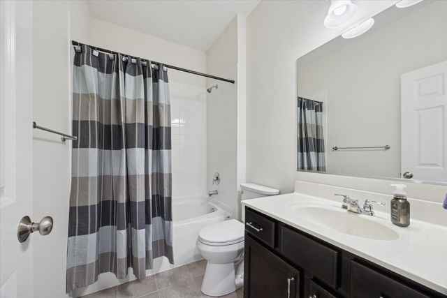 12648 Brighton Drive, Lemont, IL 60439