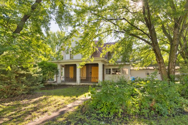 803 Oak Park Avenue, Des Moines, IA 50313