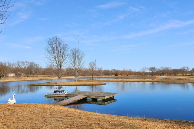 1834 S Black Cat Road, Joplin, MO 64801