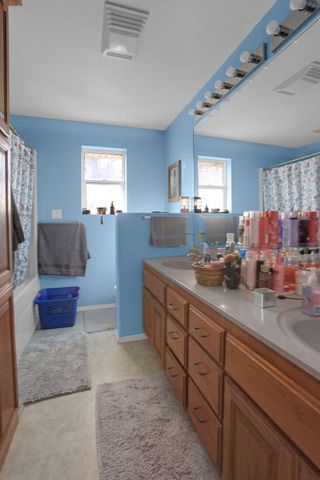 1834 S Black Cat Road, Joplin, MO 64801