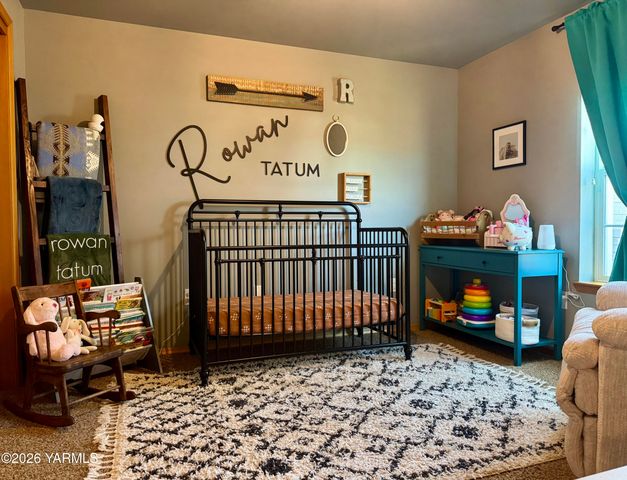 2403 S 73rd Ave, Yakima, WA 98903