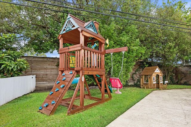 2503 Stoney Brook Drive, Houston, TX 77063