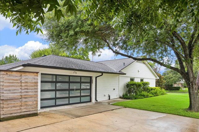 2503 Stoney Brook Drive, Houston, TX 77063