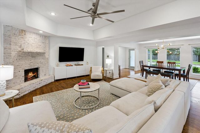 2503 Stoney Brook Drive, Houston, TX 77063