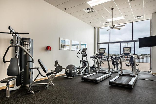 400 N Flagler Drive Ph C6, West Palm Beach, FL 33401