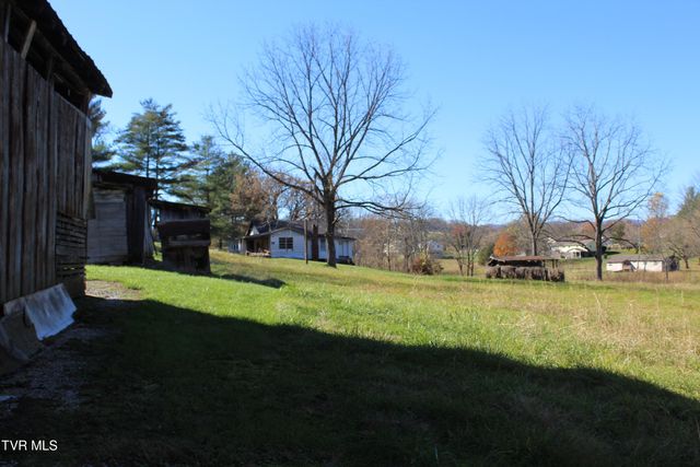 215 Autumn Drive, Pennington Gap, VA 24277
