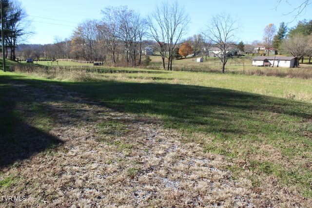 215 Autumn Drive, Pennington Gap, VA 24277