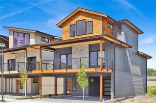 215 Skipping Stone Loop, Lynden, WA 98264