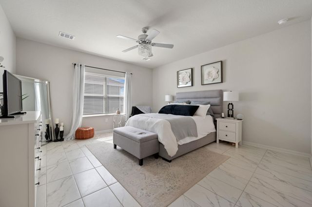 311 Charter Oak DR, Hutto, TX 78634