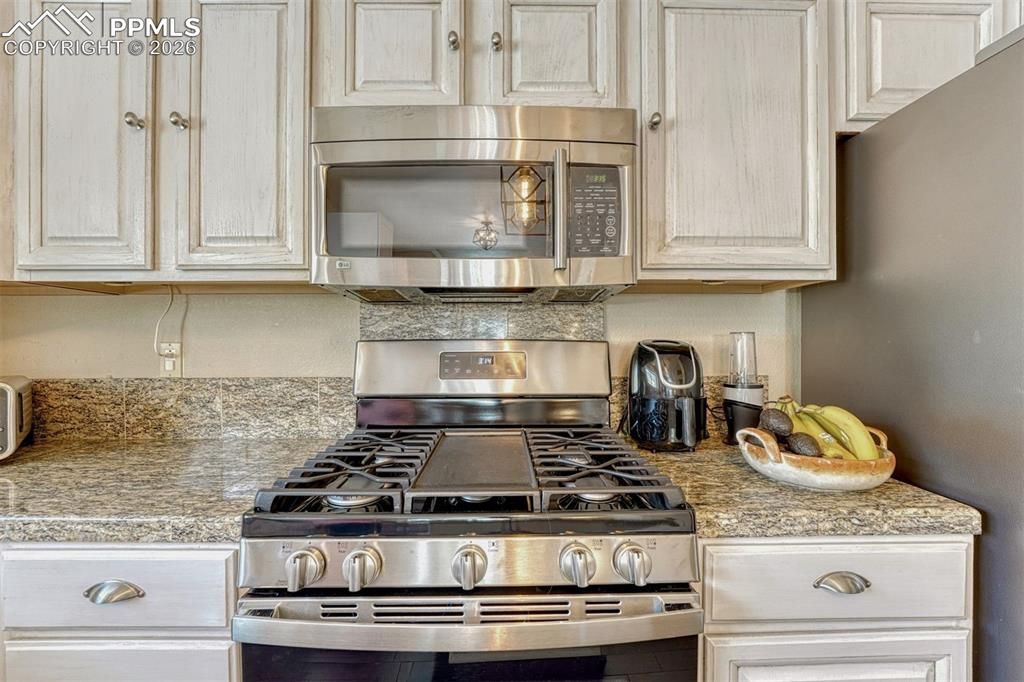 Image 16 of property listing at 2530 Rick Court, Colorado Springs, CO 80919