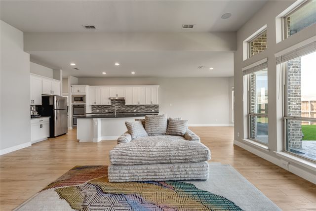 2205 Millwall Drive, Mckinney, TX 75071