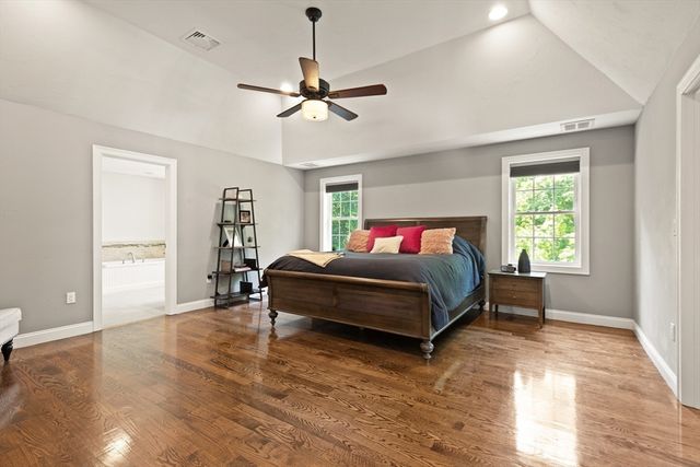 162 East St, Sharon, MA 02067