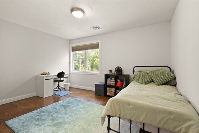 162 East St, Sharon, MA 02067