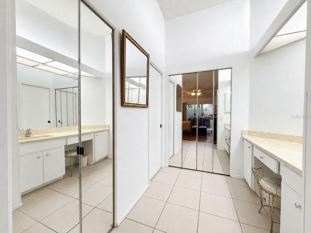 5608 37TH STREET E 26, Bradenton, FL 34203