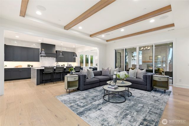 11616 SE 47th Place, Bellevue, WA 98006