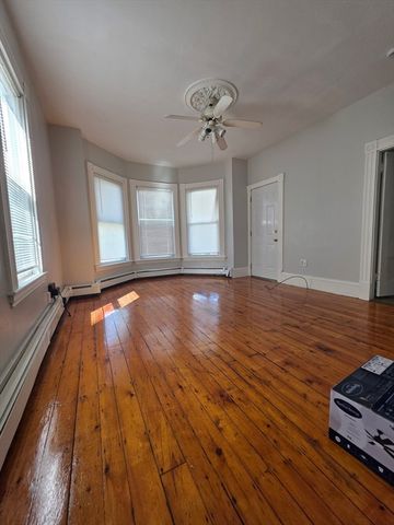 26 Third 1, Brockton, MA 02301