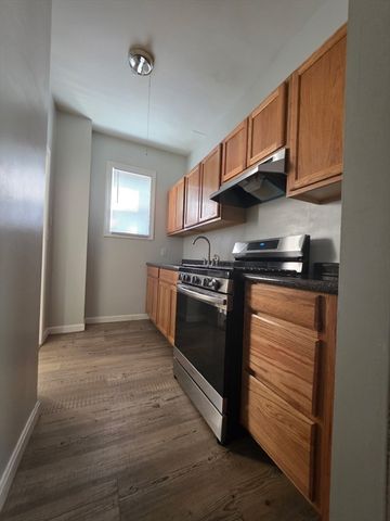 26 Third 1, Brockton, MA 02301