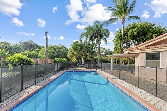 21089 Brookshire Terrace, Boca Raton, FL 33433