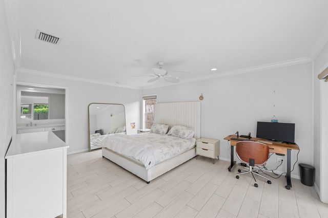 21089 Brookshire Terrace, Boca Raton, FL 33433