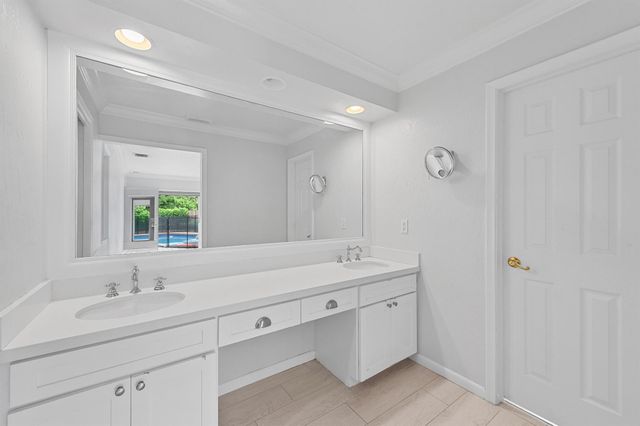 21089 Brookshire Terrace, Boca Raton, FL 33433