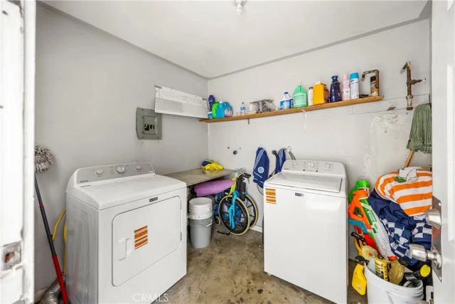 1219 S Downey, Los Angeles, CA 90023