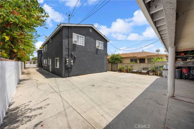 1219 S Downey, Los Angeles, CA 90023
