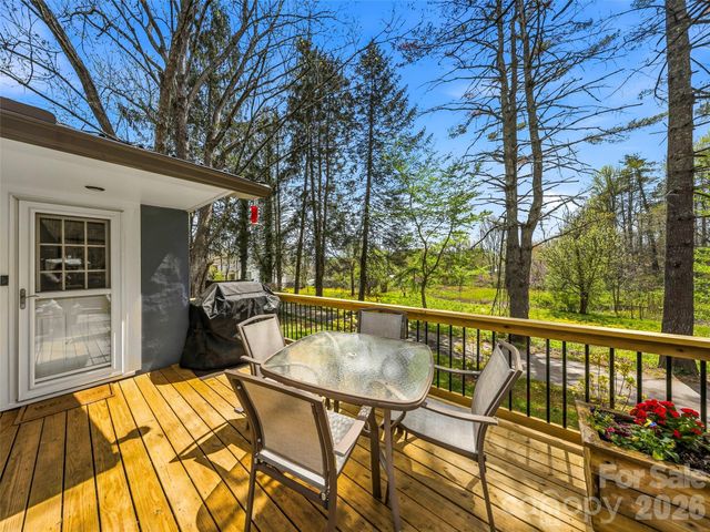 33 Kilpatrick Street, Brevard, NC 28712