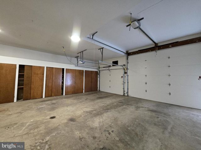 48 SCENIC DR, Denver, PA 17517