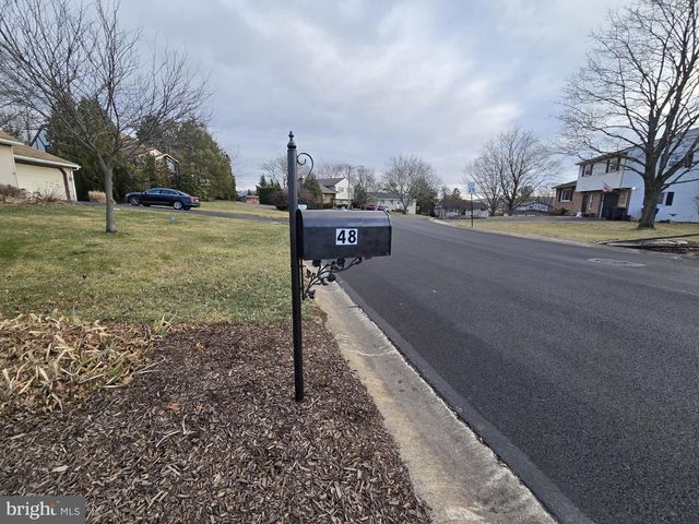 48 SCENIC DR, Denver, PA 17517