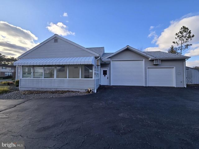 48 SCENIC DR, Denver, PA 17517