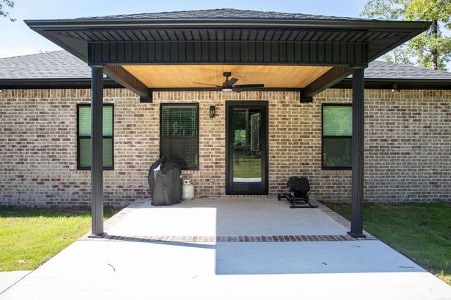 120 Eastwood Circle, Ward, AR 72176