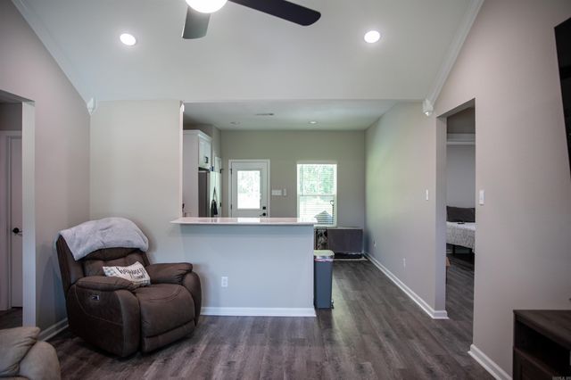 120 Eastwood Circle, Ward, AR 72176