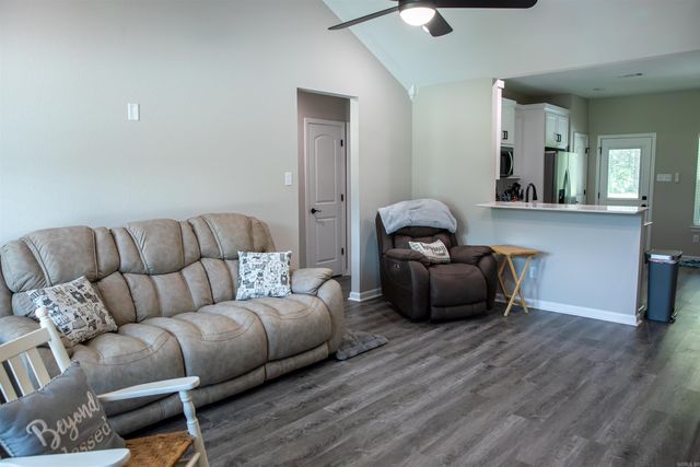 120 Eastwood Circle, Ward, AR 72176