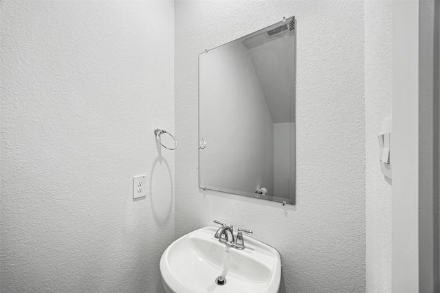 12305 Brandenburg Gate Drive, Houston, TX 77047