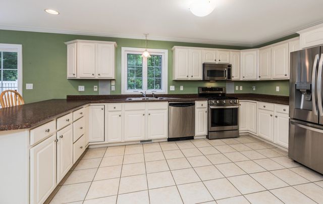 24 Sunset Drive, Dover, NH 03820