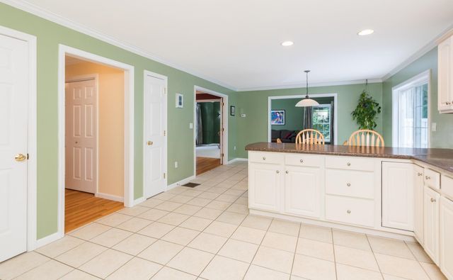 24 Sunset Drive, Dover, NH 03820