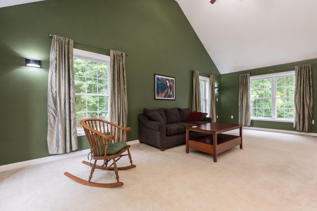 24 Sunset Drive, Dover, NH 03820