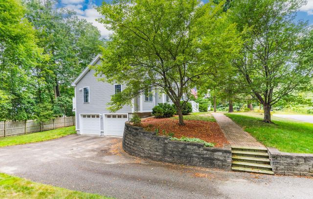 24 Sunset Drive, Dover, NH 03820