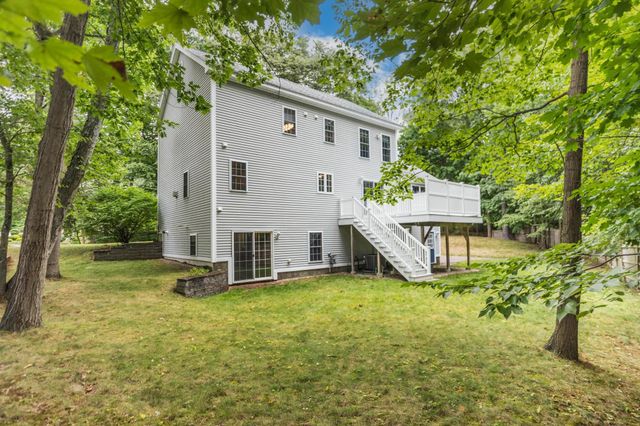 24 Sunset Drive, Dover, NH 03820