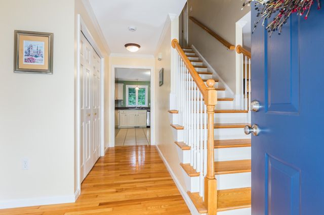 24 Sunset Drive, Dover, NH 03820