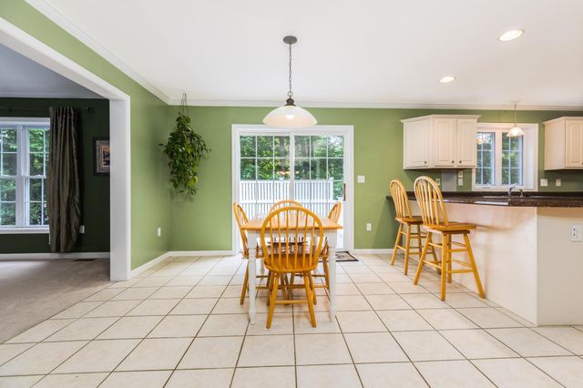 24 Sunset Drive, Dover, NH 03820