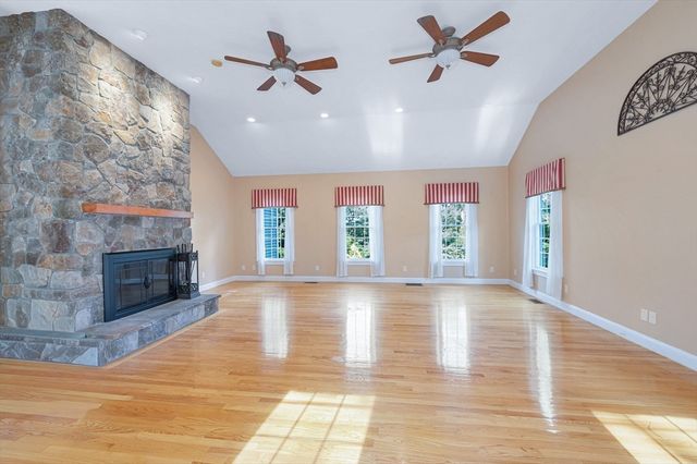 333 Chestnut Street, Wilmington, MA 01887