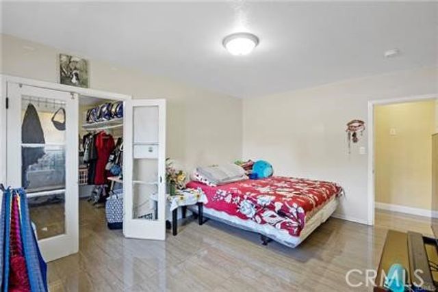 2546 S Bronson, Los Angeles, CA 90018