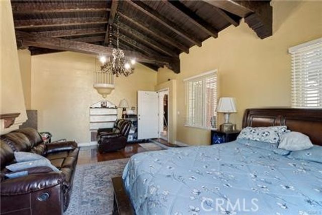 2546 S Bronson, Los Angeles, CA 90018