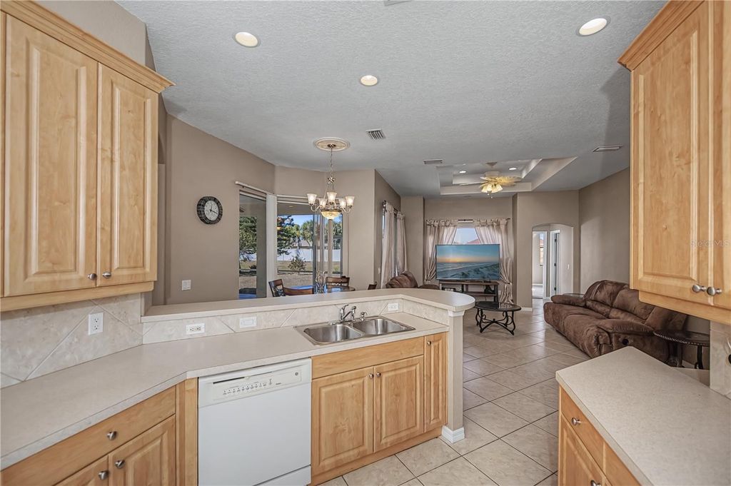 Image 16 of property listing at 7003 SPRING HAVEN DRIVE, North Port, FL 34287