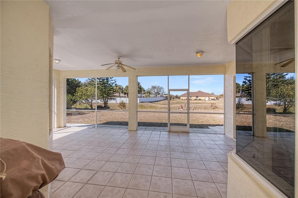 Image 43 of property listing at 7003 SPRING HAVEN DRIVE, North Port, FL 34287