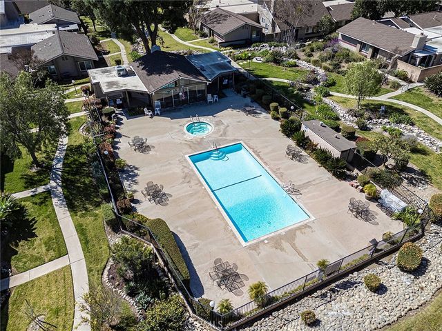1672 Carmel W, Upland, CA 91784