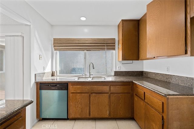 1672 Carmel W, Upland, CA 91784